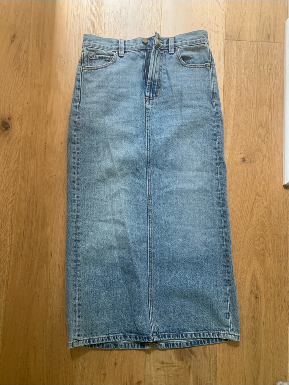 THE GREAT. Column skirt classic Denim Midi Skirt